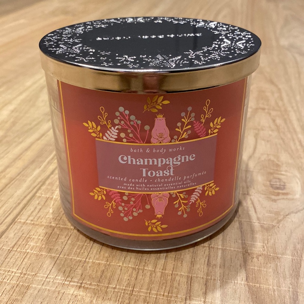 Bath and Body Works Champagne Toast 3-Wick Candle.